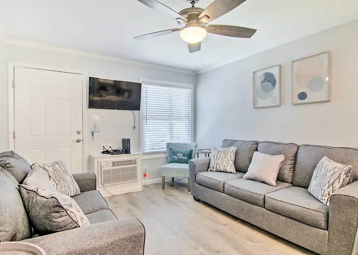 Stroll To Shore Condo With Pool In Ocean City! Apartment *